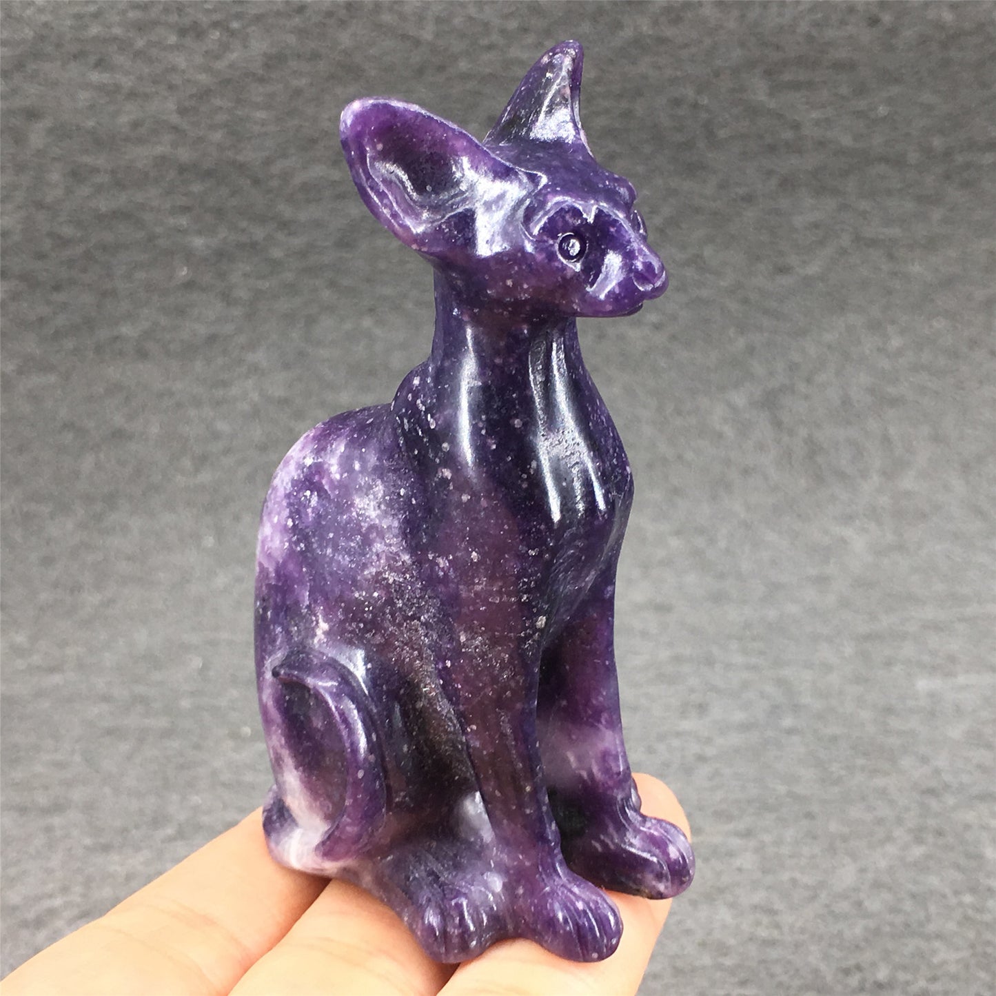 Natural crystal female cat small carving,75mm