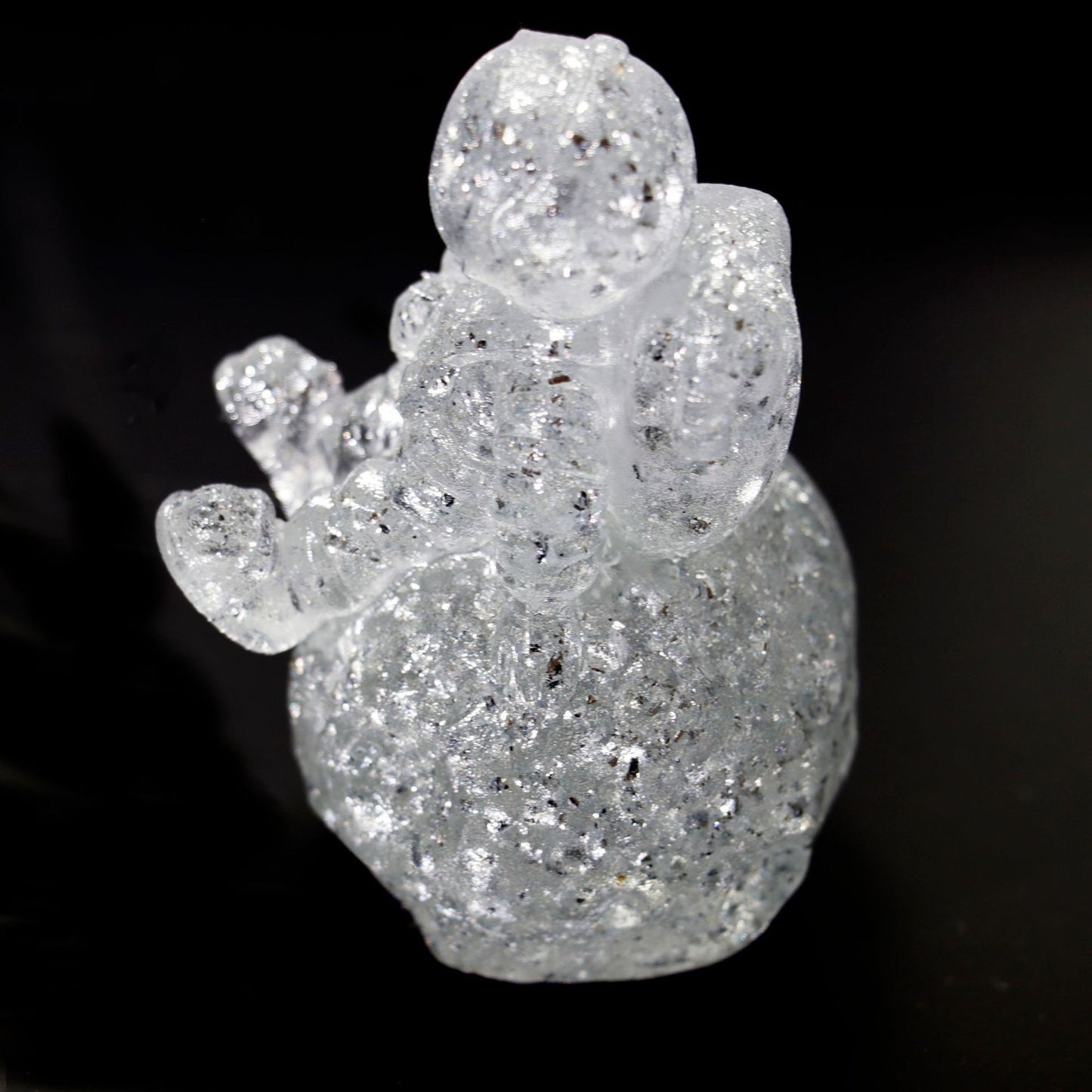 Natural crystal gravel epoxy astronaut decoration,75*55*55mm