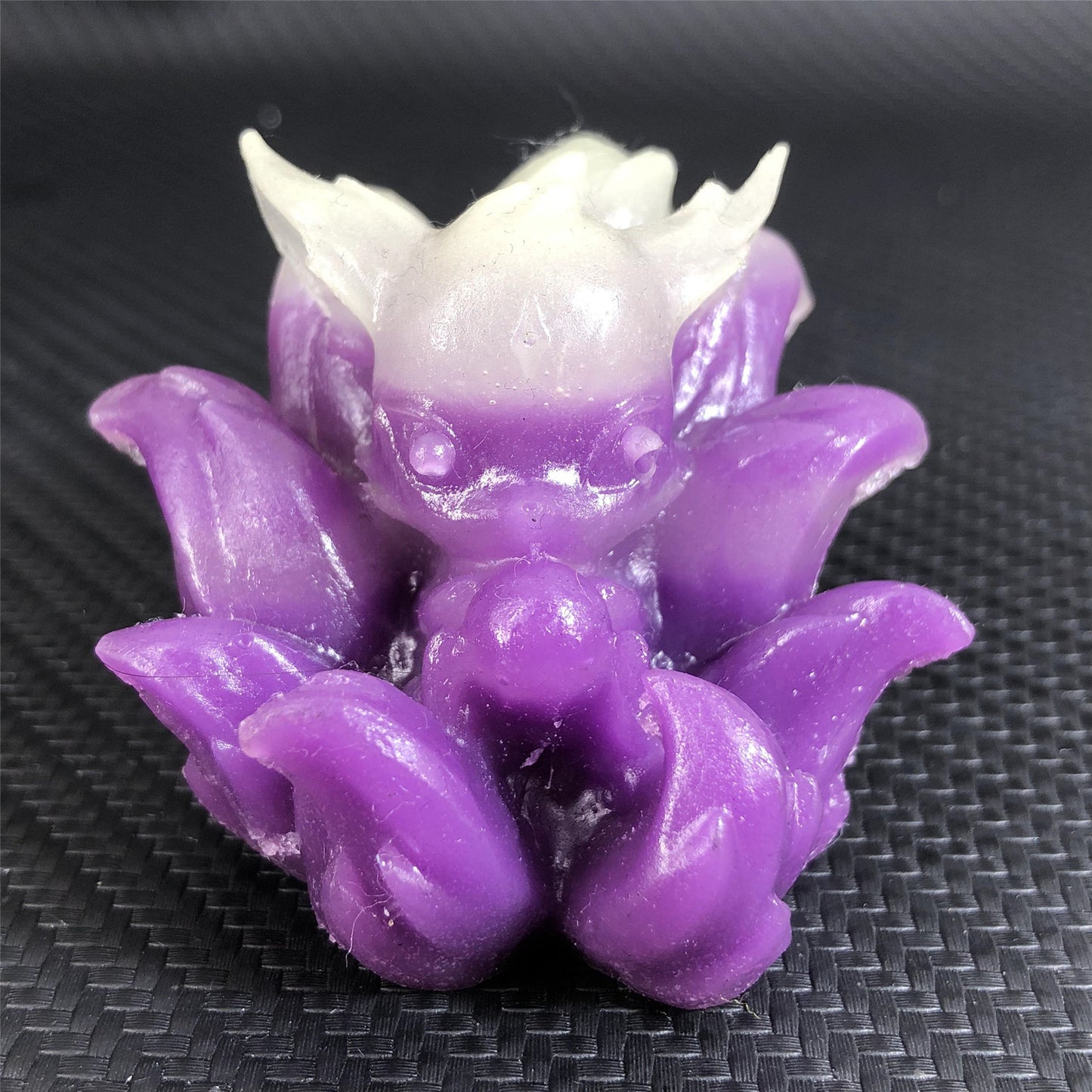 Nine-tailed fox resin luminous stone,40mm