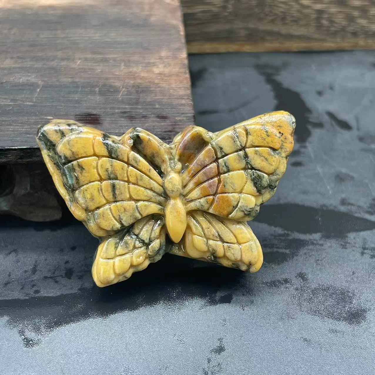 Natural Crystal Butterfly 5 CM