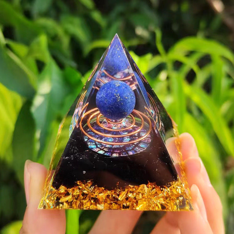 Pyramid Resin Ornaments Crystal Decoration 50mm 80mm