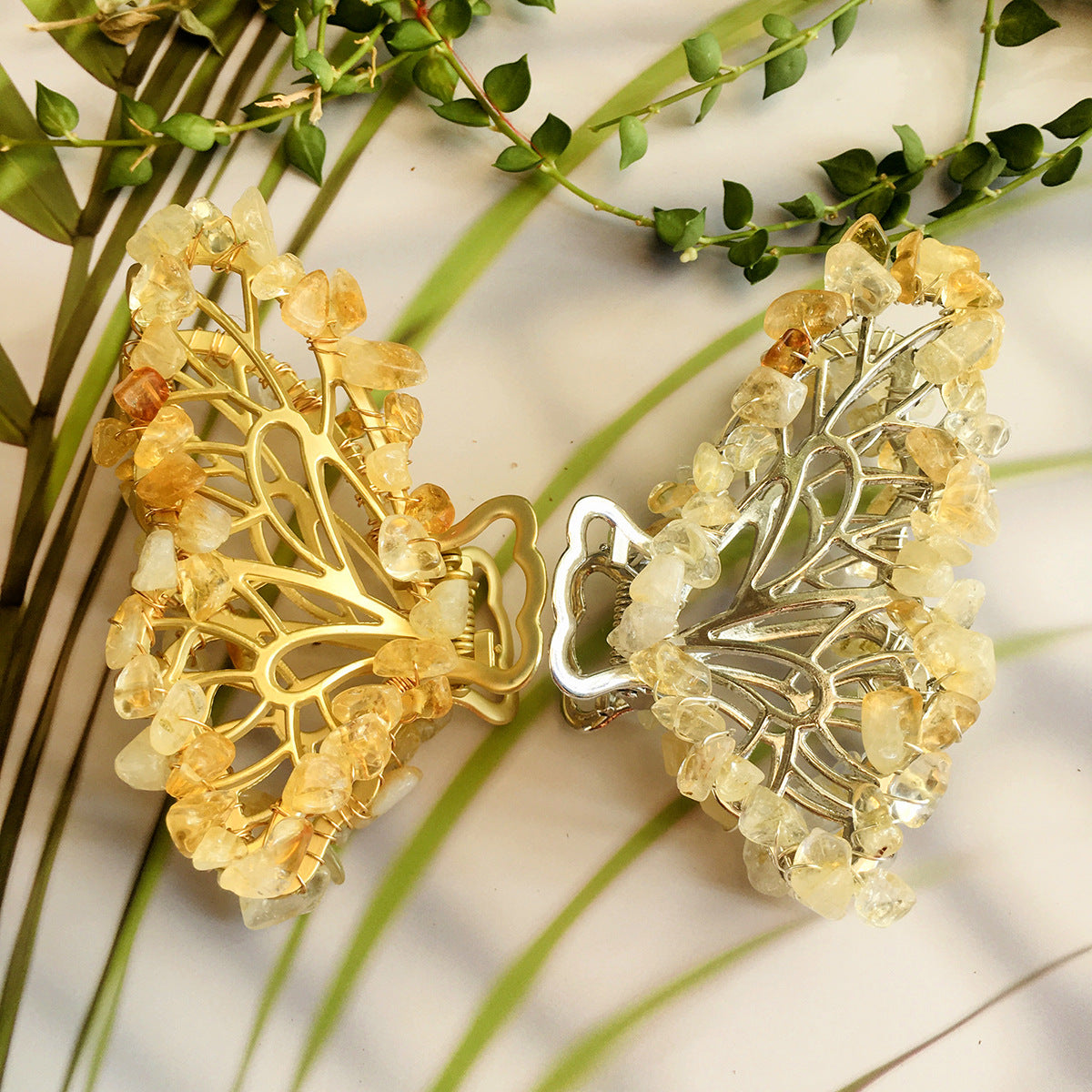 Natural crystal alloy crushed stone hair clip