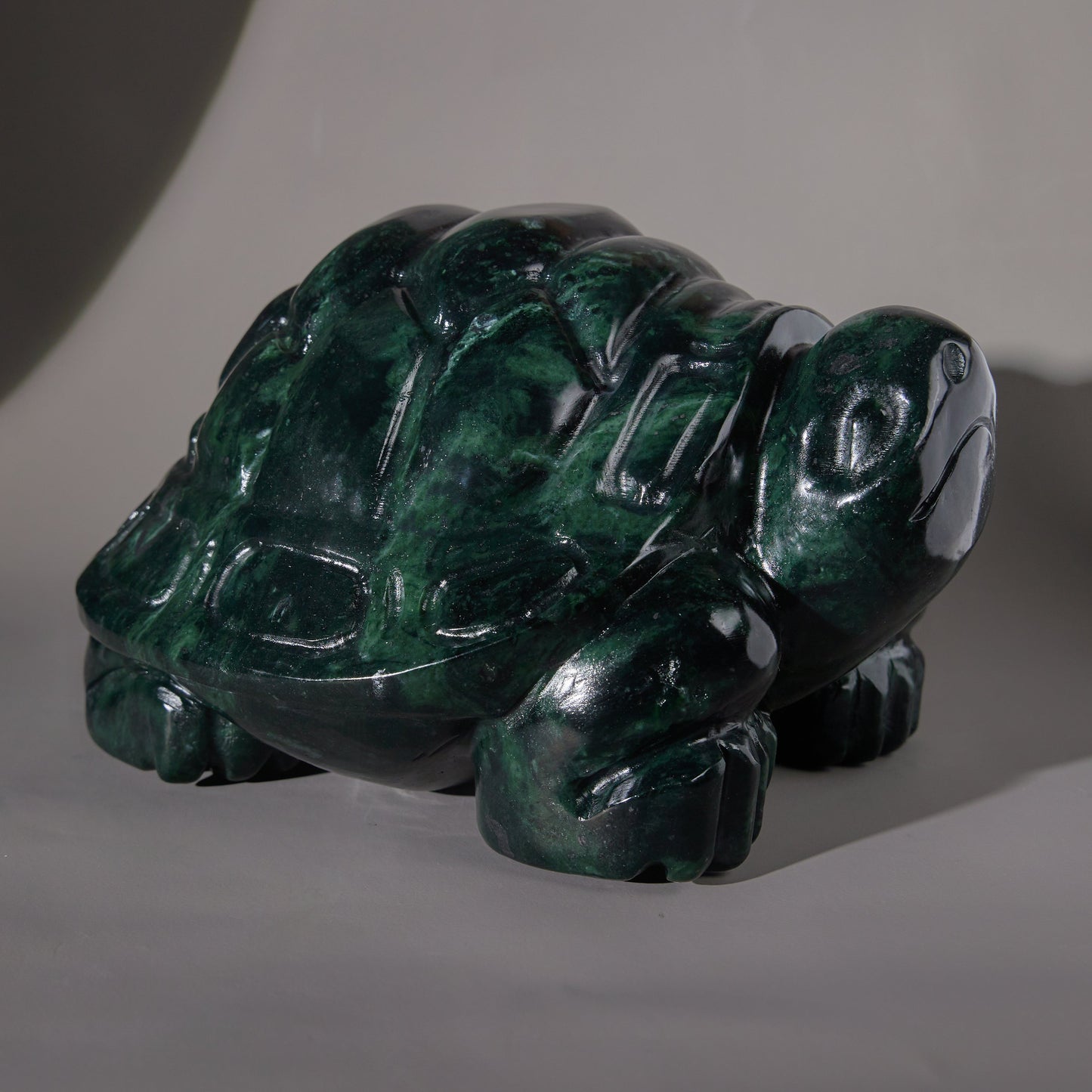 darker green jade turtle*1